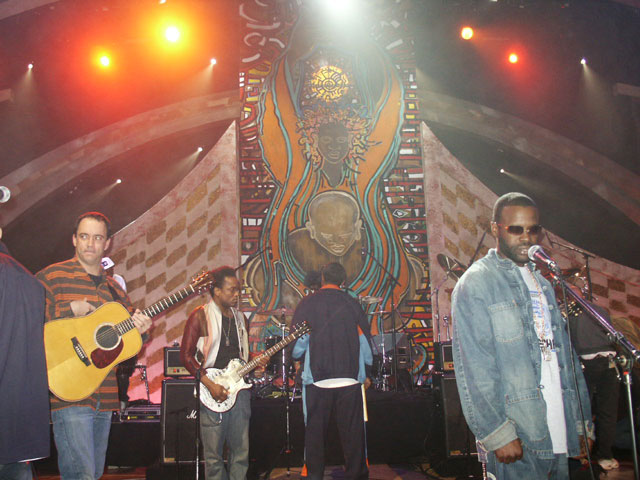 Dave Mathews & The Roots Live Show